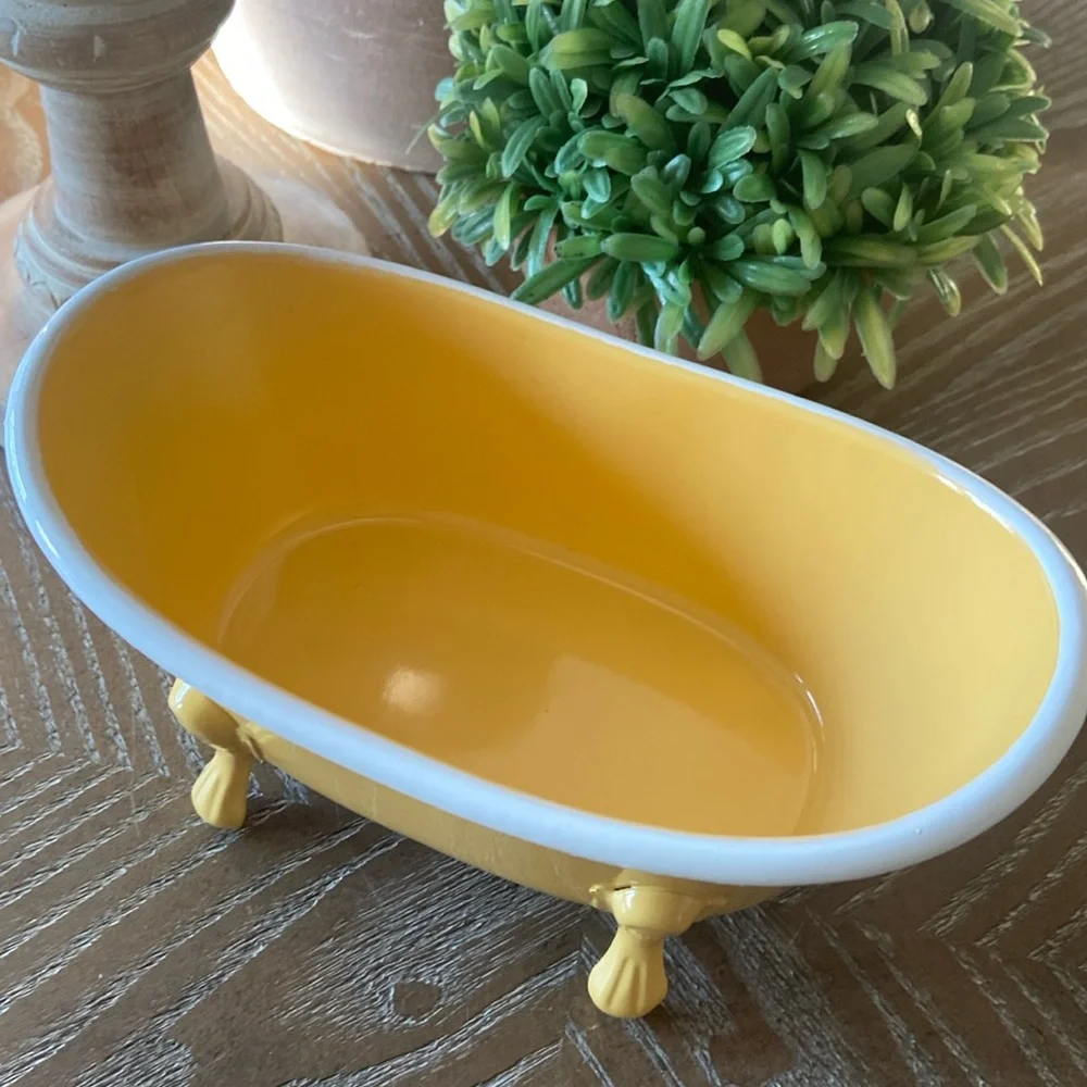 NEW! Shabby Chic Cottage Vintage Claw Foot Bathtub Enamel Metal Soap Dish